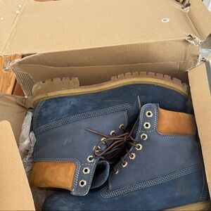 Timberland Boot Navy Blue & Tan size 8
